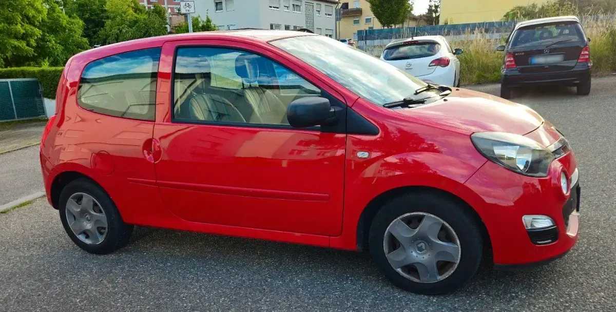Gebraucht Renault Twingo Expression 75 PS (55 kW) 2012 Rot Kleinwagen