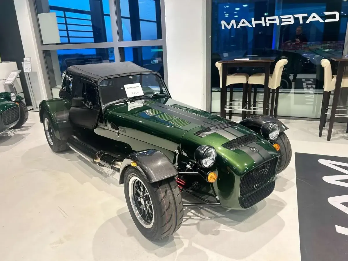 Neu Caterham Seven 222 PS (163 kW) 2026 Verde emes ( lamborghini )