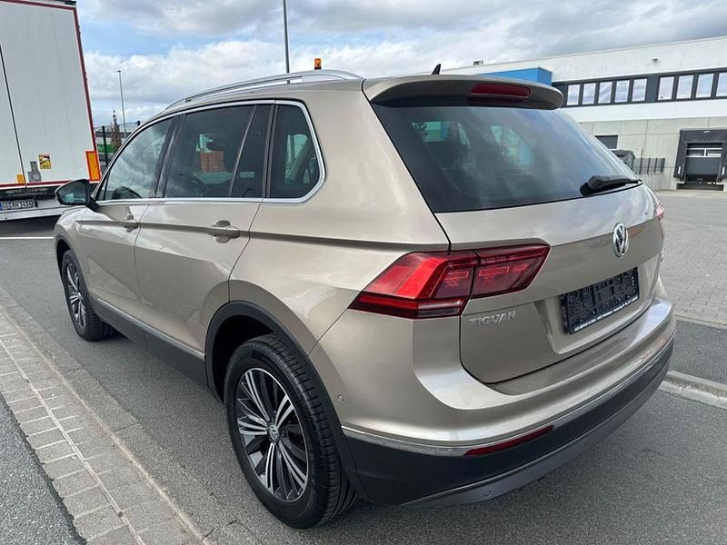 Gebraucht VW Tiguan 150 PS (110 kW) 2016 Gold SUV
