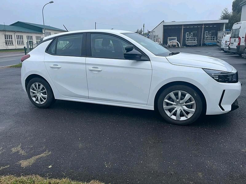 Gebraucht Opel Corsa 102 PS (75 kW) 2024 Weiß Kleinwagen