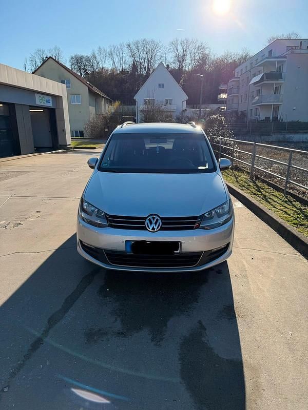 Gebraucht VW Sharan Highline 140 PS (102 kW) 2011 Silber Van / Kleinbus