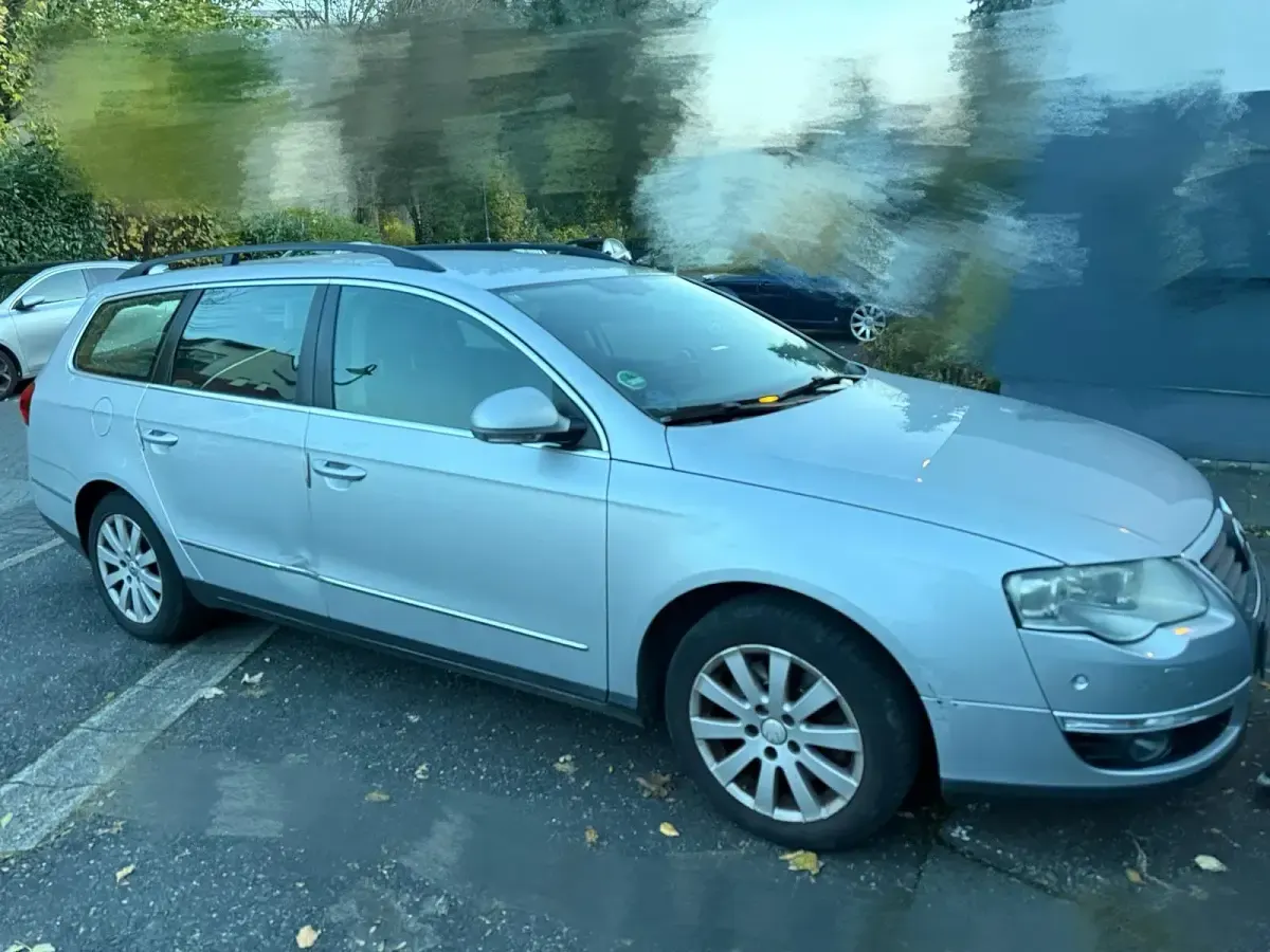 Gebraucht VW Passat 122 PS (89 kW) 2009 Silber Kombi