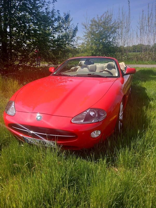 Rot Gebraucht 2005 Jaguar XK Cabrio | 12.800 € - Bild 1/4