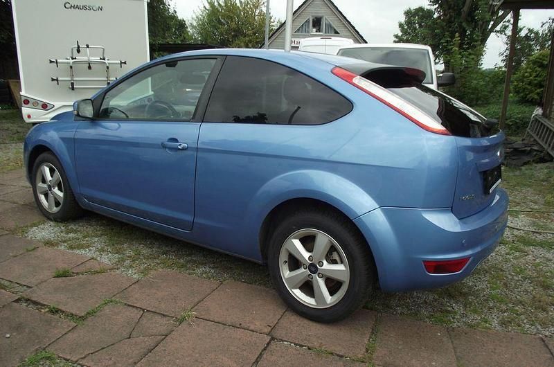 Gebraucht Ford Focus Style 101 PS (74 kW) 2008 Blau Limousine
