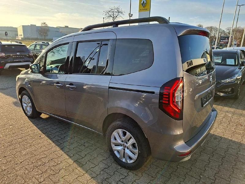 Neu Renault Kangoo Techno 131 PS (96 kW) 2025 Grau Van / Kleinbus