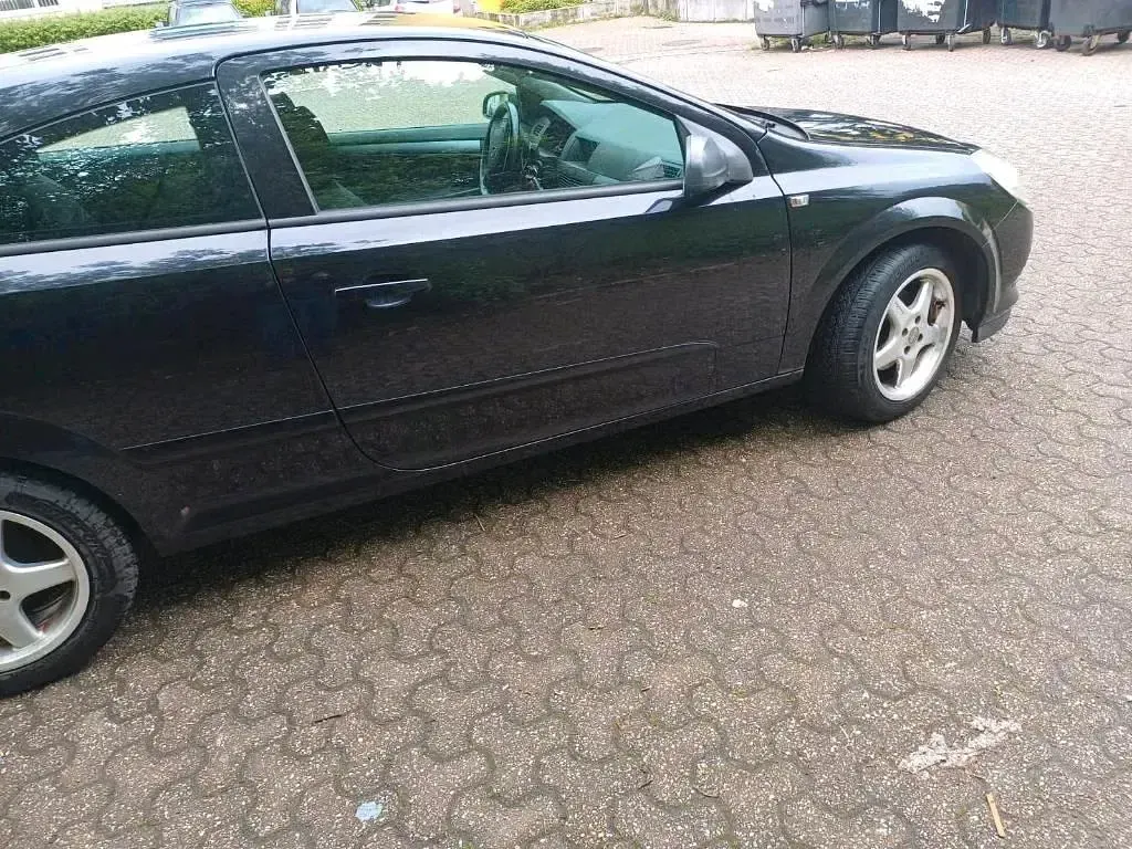 Gebraucht Opel Astra GTC 2006 Schwarz Coupé