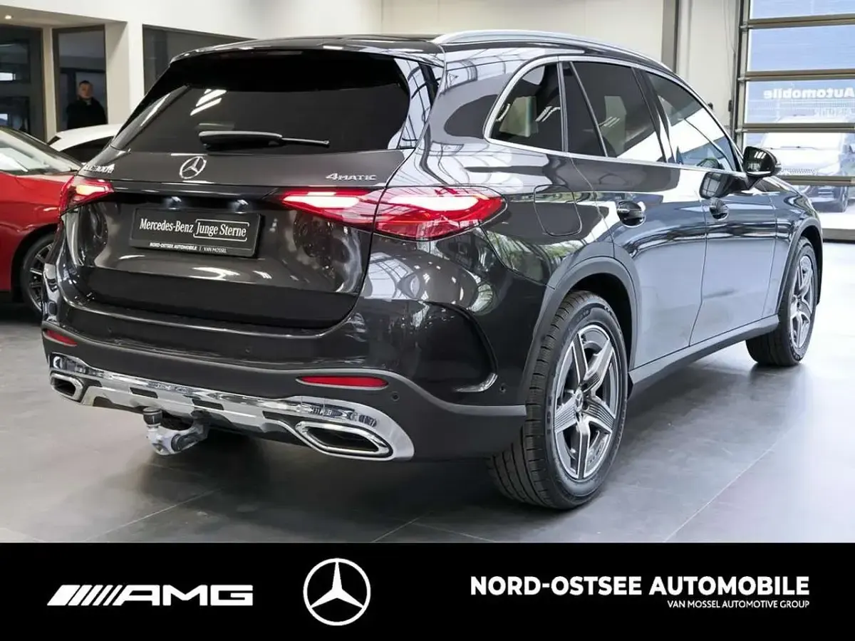 Gebraucht Mercedes GLC300 AMG 269 PS (197 kW) 2025 Graphitgrau metallic SUV