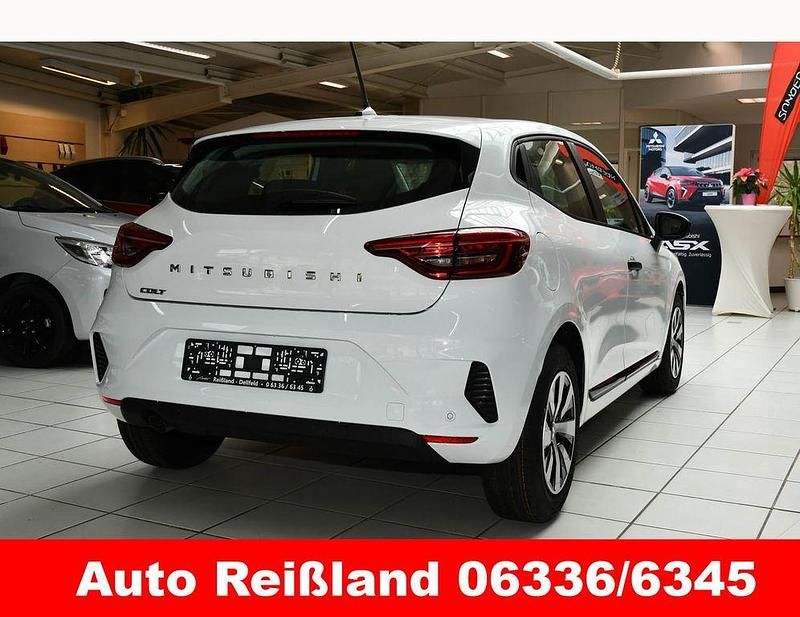Neu Mitsubishi Colt 67 PS (49 kW) 2025 Weiß Kleinwagen