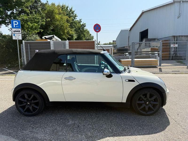 Weiß Gebraucht 2007 Mini One Cabriolet Cabrio | 8.450 € (Etwas zu teuer) - Bild 1/4