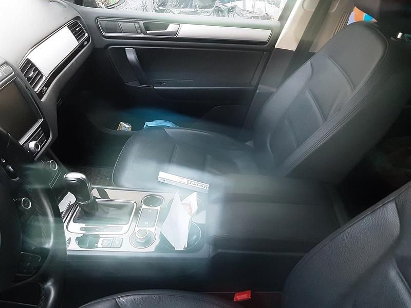 Gebraucht VW Touareg 262 PS (192 kW) 2015 Beige SUV