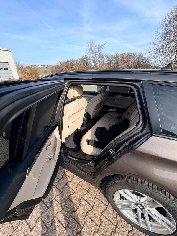 Gebraucht BMW 520 Luxury Line 184 PS (135 kW) 2013 Braun Kombi