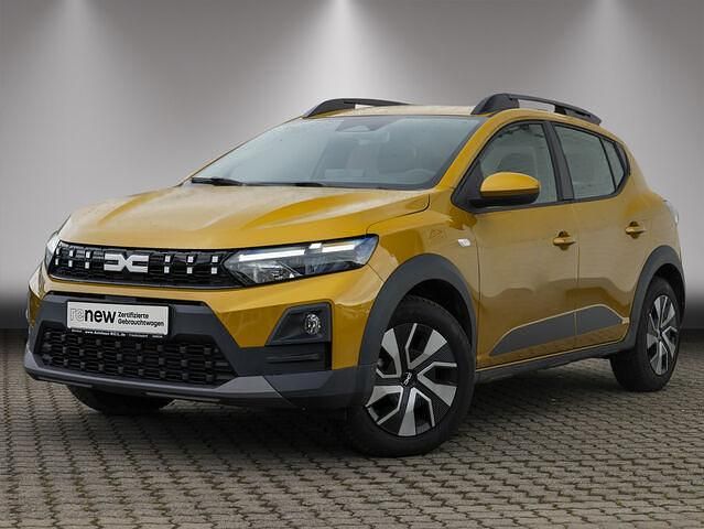 Gebraucht Dacia Sandero Expression 110 PS (80 kW) 2025 Gelb (amber yellow (gelb)) Limousine
