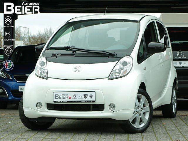 Weiß Gebraucht 2017 Peugeot iON Kleinwagen | 6.680 € (Guter Preis) - Bild 1/4