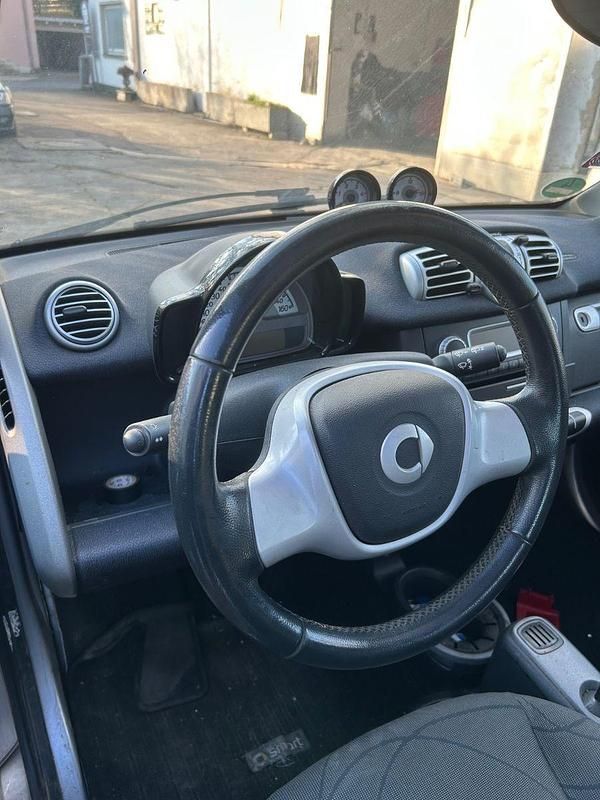 Gebraucht Smart ForTwo Coupé 54 PS (39 kW) 2010 Silber Coupé