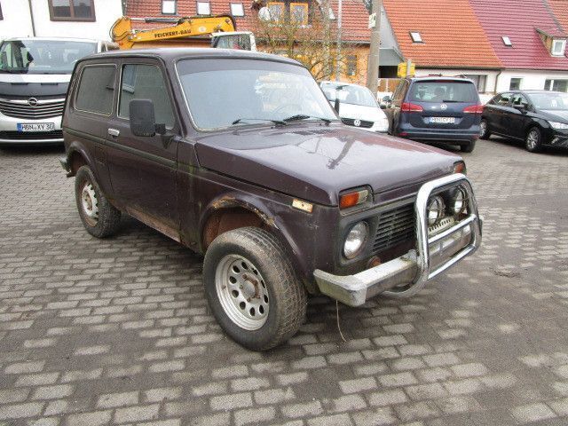 Gebraucht Lada niva 82 PS (60 kW) 2010 SUV