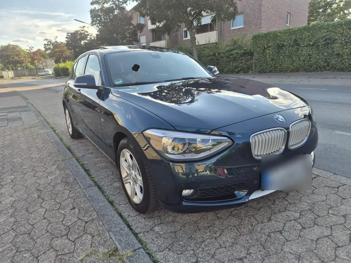 Gebraucht BMW 118 Urban Line 143 PS (105 kW) 2012 Blau Kleinwagen