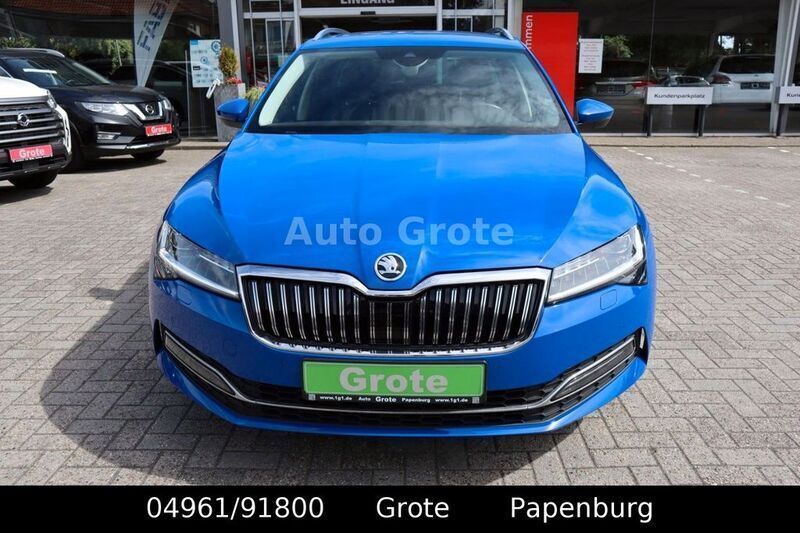 Gebraucht Skoda Superb Style 150 PS (110 kW) 2020 Blau Kombi