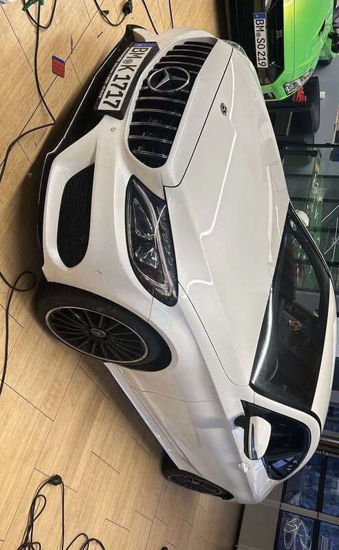 Weiß Gebraucht 2018 Mercedes C200 AMG line Coupé | 27.500 € (Fairer Preis) - Bild 1/4