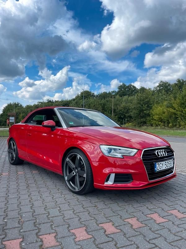 Gebraucht Audi A3 Cabriolet Sport 150 PS (110 kW) 2017 Rot Cabrio