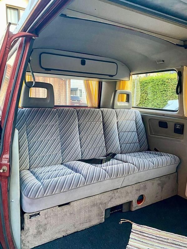 Usata VW Multivan Edition 69 CV (50 kW) 1988 Rosso Monovolume