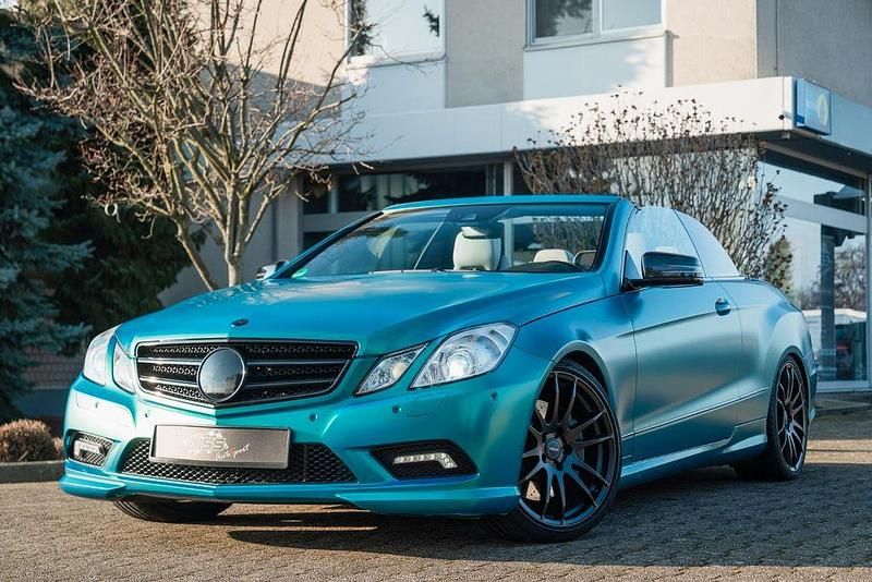 Schwarz Gebraucht 2011 Mercedes E500 AMG line Cabrio | 24.900 € (Superpreis) - Bild 1/4