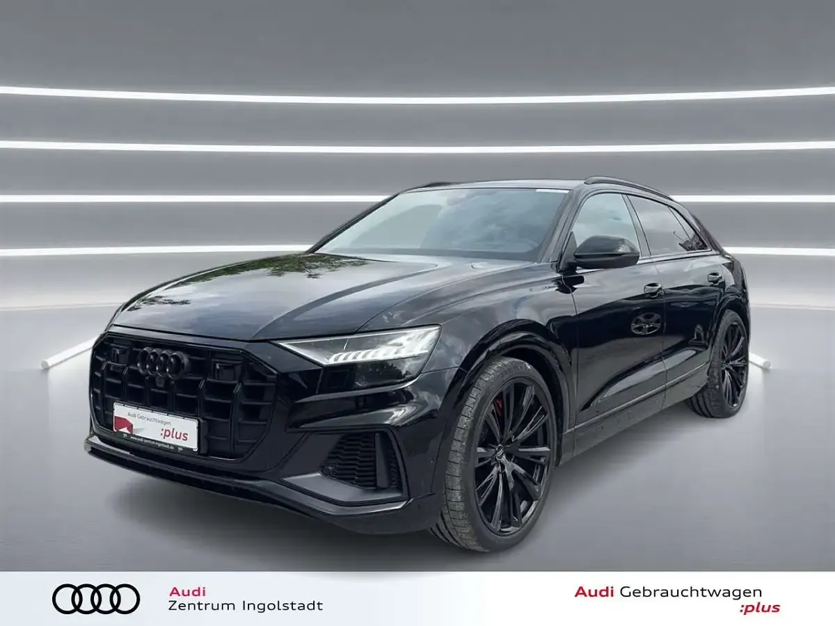Gebraucht Audi SQ8 Ambiente 507 PS (372 kW) 2023 Mythosschwarz metallic SUV