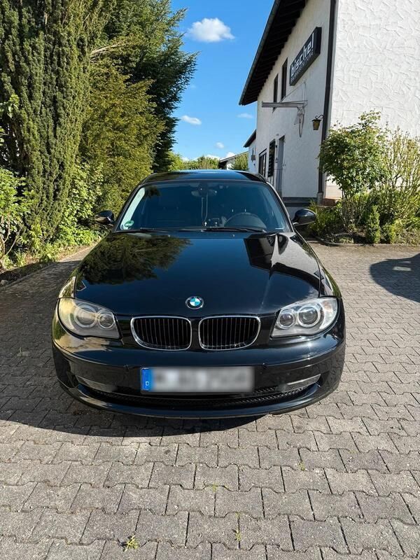 Schwarz Gebraucht 2008 BMW 120 Kleinwagen | 4.400 € (Teuer) - Bild 1/4
