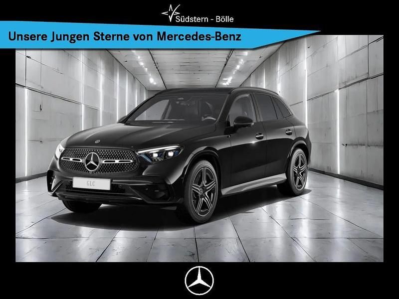Unilack schwarz Gebraucht 2024 Mercedes GLC300 AMG SUV | 64.899 € (Fairer Preis) - Bild 1/4
