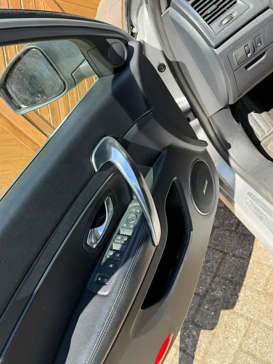 Gebraucht Renault Latitude 175 PS (128 kW) 2012 Silber Limousine