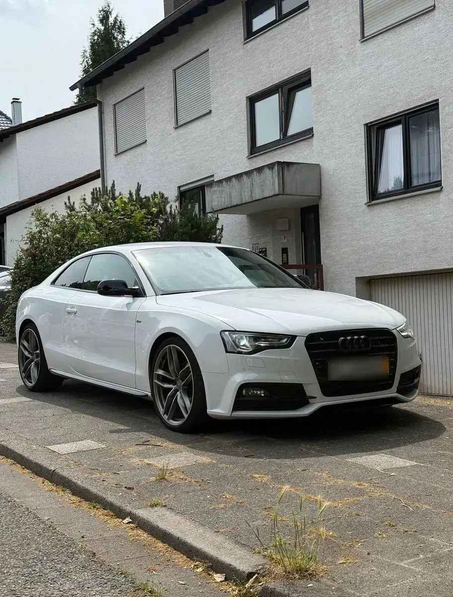 Gebraucht Audi A5 S-Line 190 PS (139 kW) 2015 Weiß Coupé