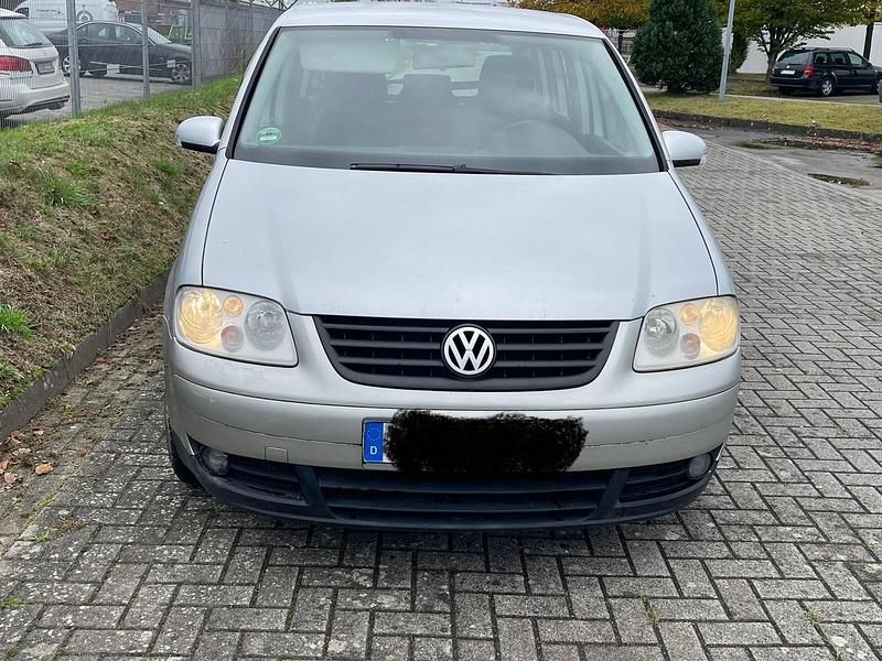 Silber Gebraucht 2003 VW Touran Van / Kleinbus | 1.500 € (Superpreis) - Bild 1/4