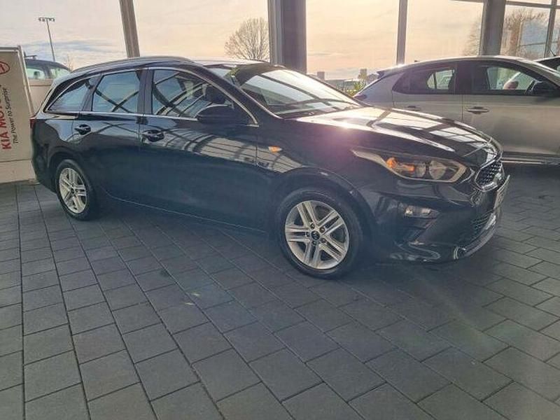 Gebraucht Kia Ceed Sportswagon Vision 136 PS (100 kW) 2020 Schwarz Kombi