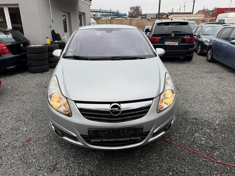Gebraucht Opel Corsa Innovation 101 PS (74 kW) 2011 Silber Kleinwagen