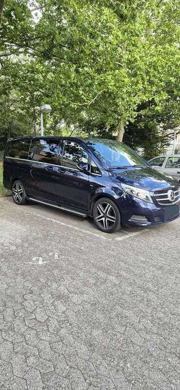 Gebraucht 2014 Mercedes V250 Avantgarde Edition Van / Kleinbus | 28.500 € (Etwas zu teuer) - Bild 1/4