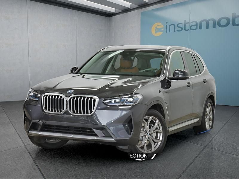 Grau Gebraucht 2024 BMW X3 SUV | 53.199 € (Superpreis) - Bild 1/4
