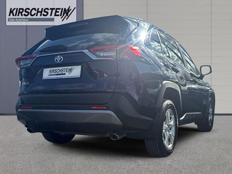 Gebraucht Toyota RAV4 175 PS (128 kW) 2021 Blau SUV
