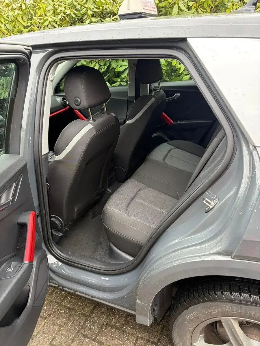 Gebraucht Audi Q2 116 PS (85 kW) 2019 Grau SUV