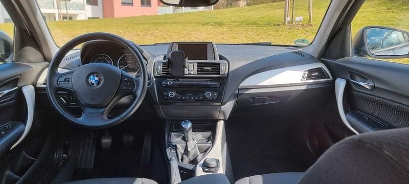 Gebraucht BMW 116 Efficient Dynamics 116 PS (85 kW) 2013 Grau Kleinwagen