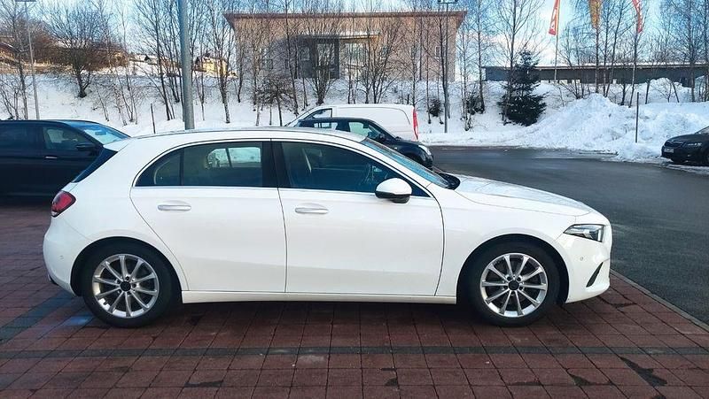 Gebraucht Mercedes A220 190 PS (139 kW) 2019 Weiß Limousine