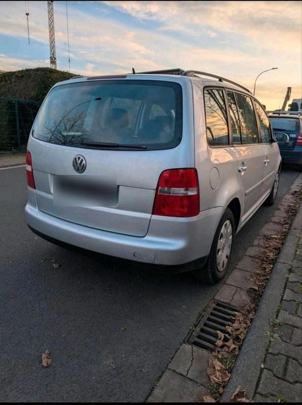 Gebraucht VW Touran 105 PS (77 kW) 2004 Silber Van / Kleinbus