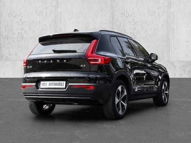 Gebraucht Volvo XC40 120 PS (88 kW) 2023 SUV