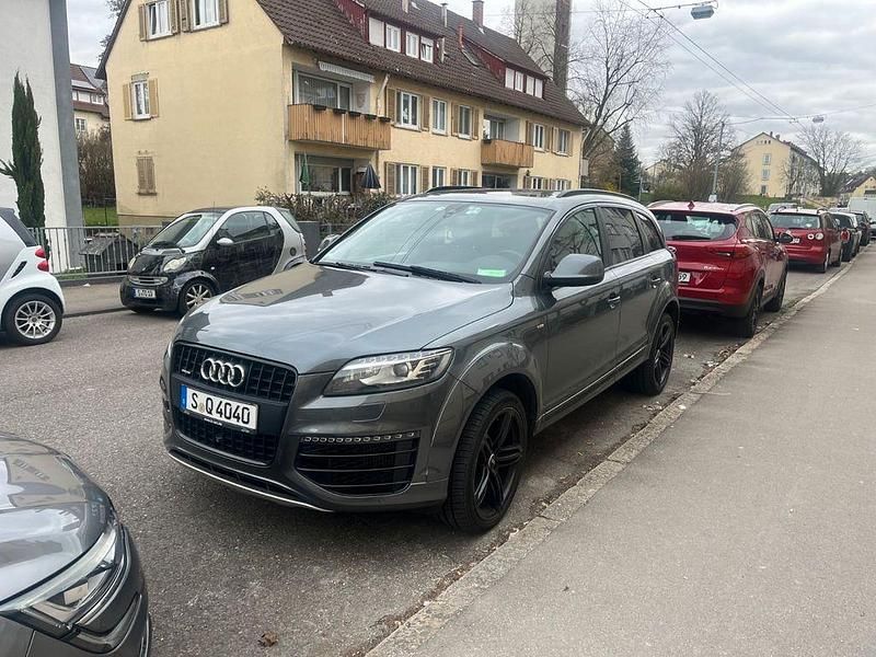 Gebraucht Audi Q7 Sport 245 PS (180 kW) 2014 Grau SUV