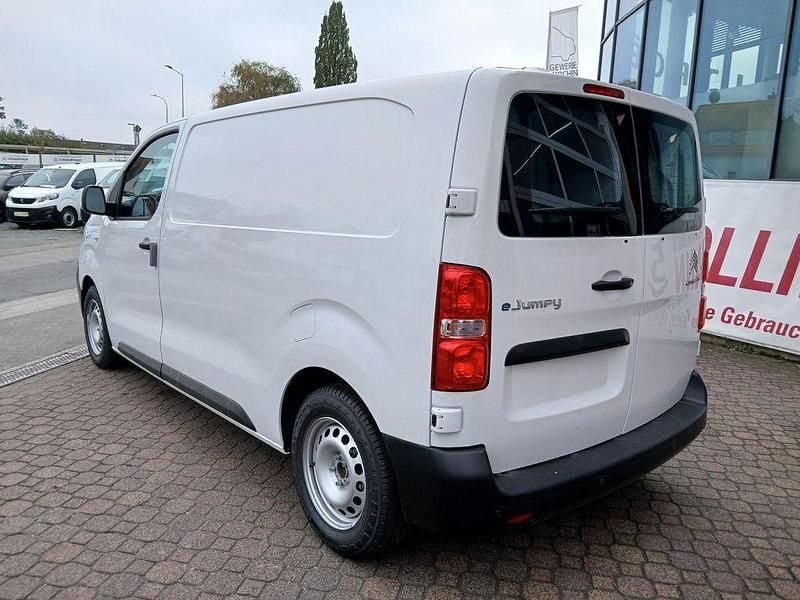 Gebraucht Citroën e-Jumpy 100 kW (136 PS) 2024 Weiß Van / Kleinbus