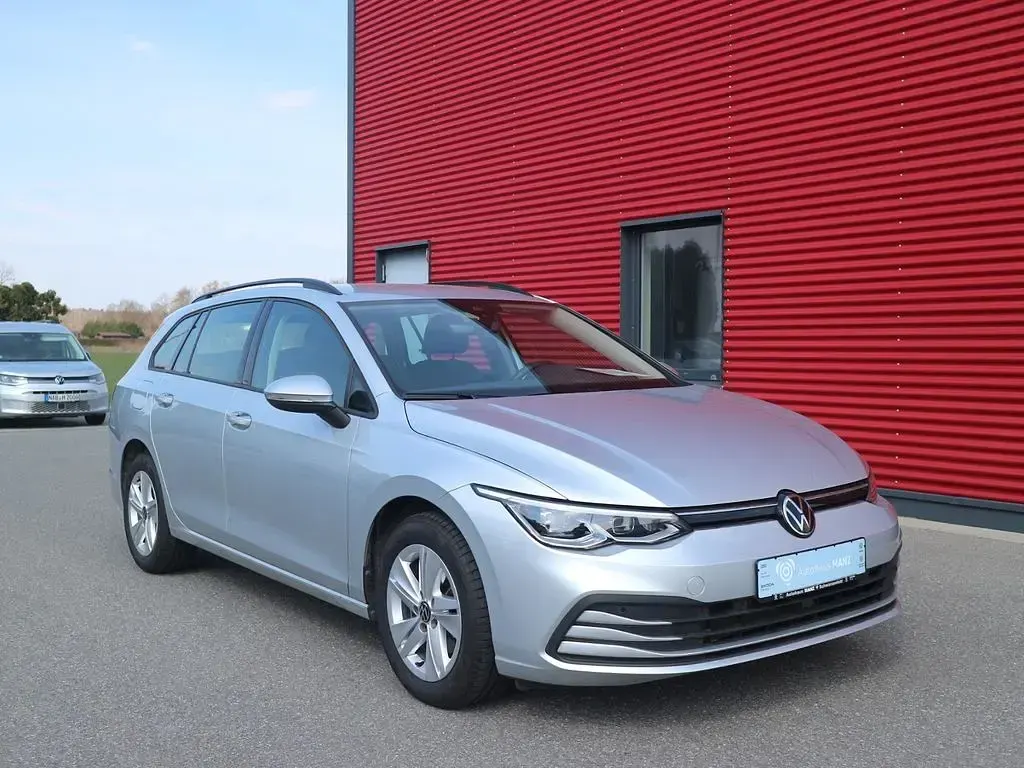 Gebraucht VW Golf VIII Life 131 PS (96 kW) 2023 Silber Kombi