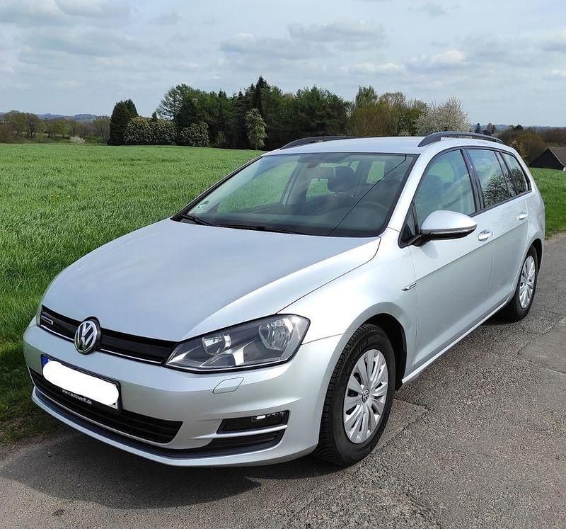 Gebraucht VW Golf VII 110 PS (80 kW) 2016 Kombi