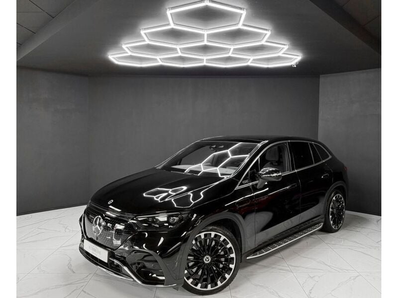 Schwarz Gebraucht 2024 Mercedes EQE350 AMG line SUV | 68.800 € (Fairer Preis) - Bild 1/4