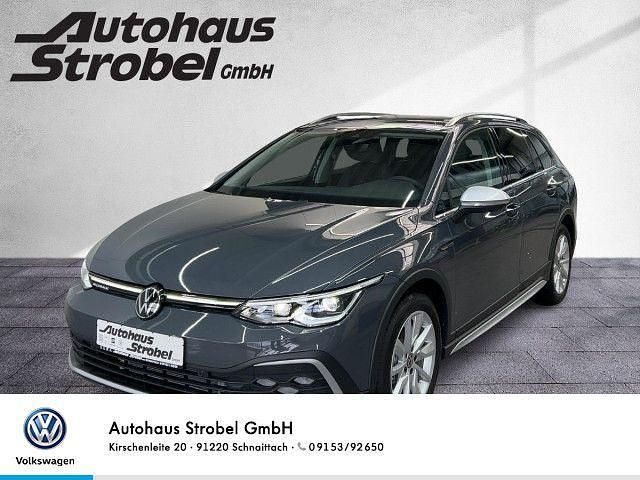 Delfingrau metallic Gebraucht 2024 VW Golf Alltrack Kombi | 41.755 € (Teuer) - Bild 1/3