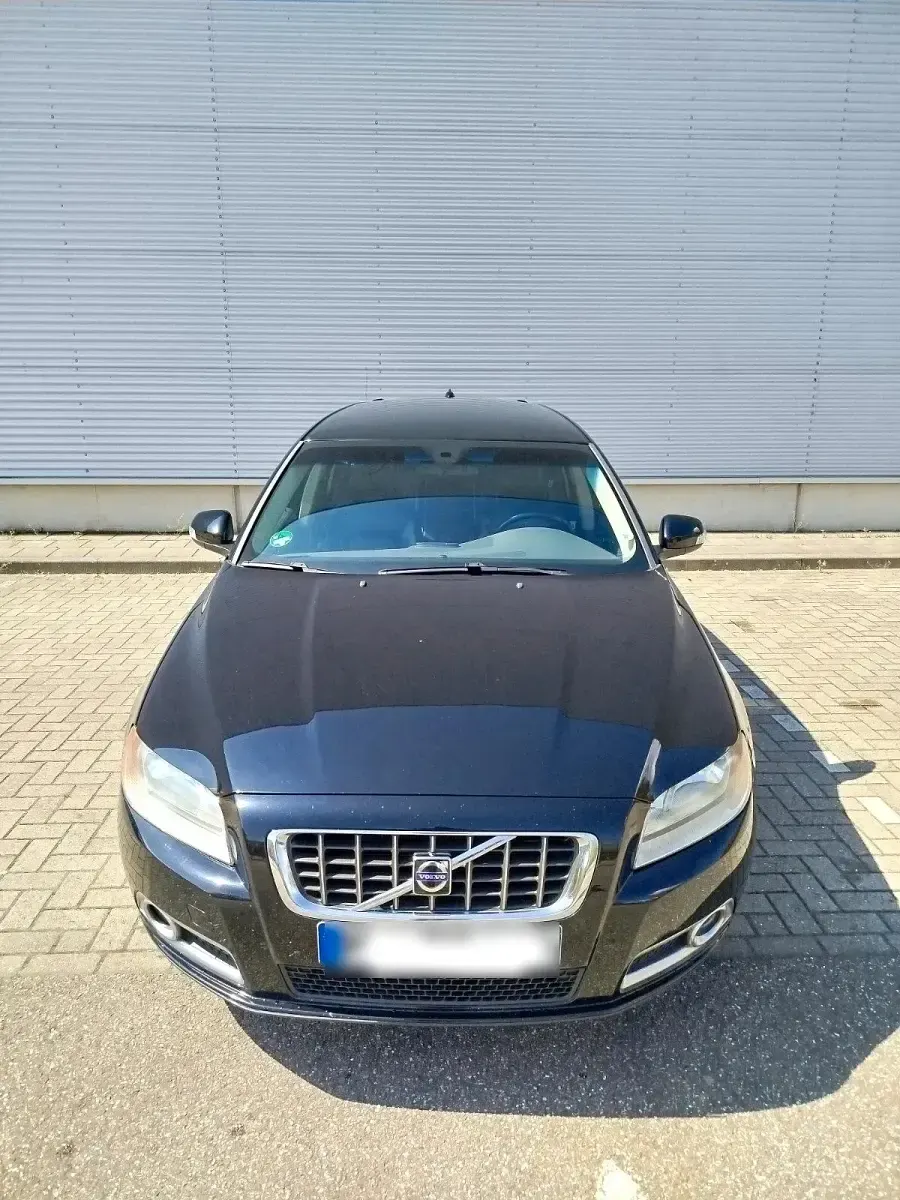 Gebraucht Volvo V70 163 PS (119 kW) 2009 Schwarz Kombi