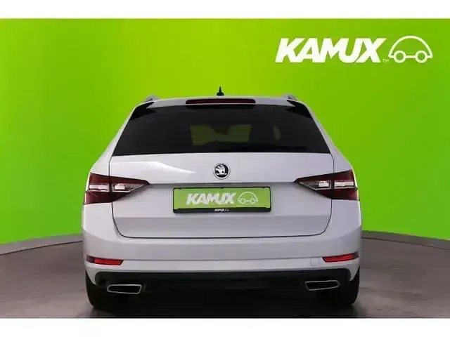 Gebraucht Skoda Superb Style 272 PS (200 kW) 2019 Weiß Kombi