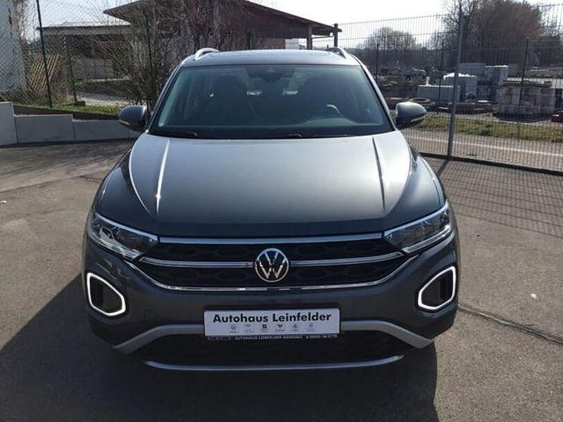 Gebraucht VW T-Roc Style 150 PS (110 kW) 2025 Grau SUV